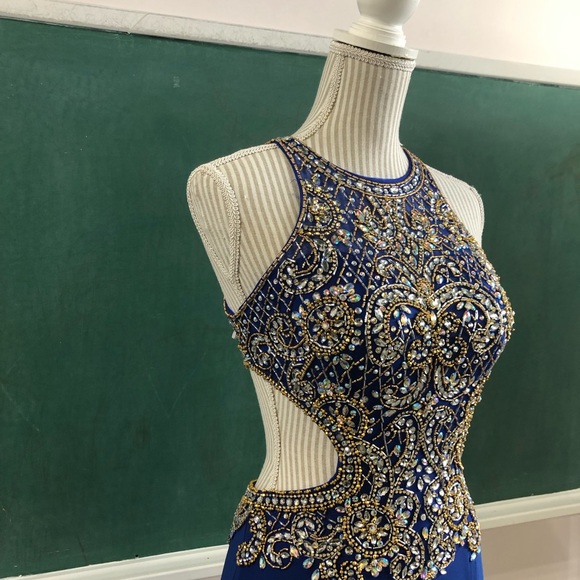 LIQUIDATION - Prom dress - small - Picture 3 of 8